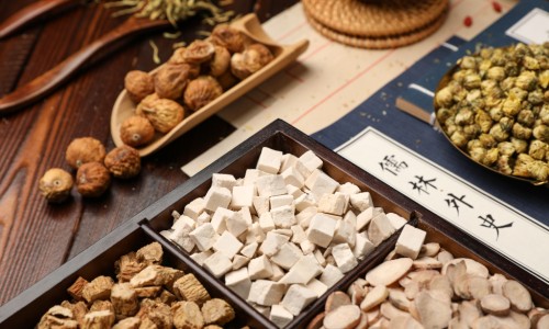 一动就头晕不动不晕怎么回事-一动就头晕不动不晕怎么回事专区_一动就吐是怎么回事专区_一动就头晕一晕就出汗怎么回事网